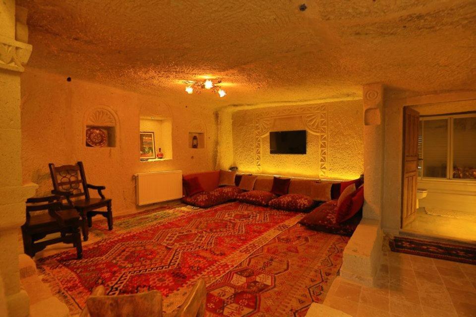 מלון Ortahisar Iris Cave Cappadocia מראה חיצוני תמונה