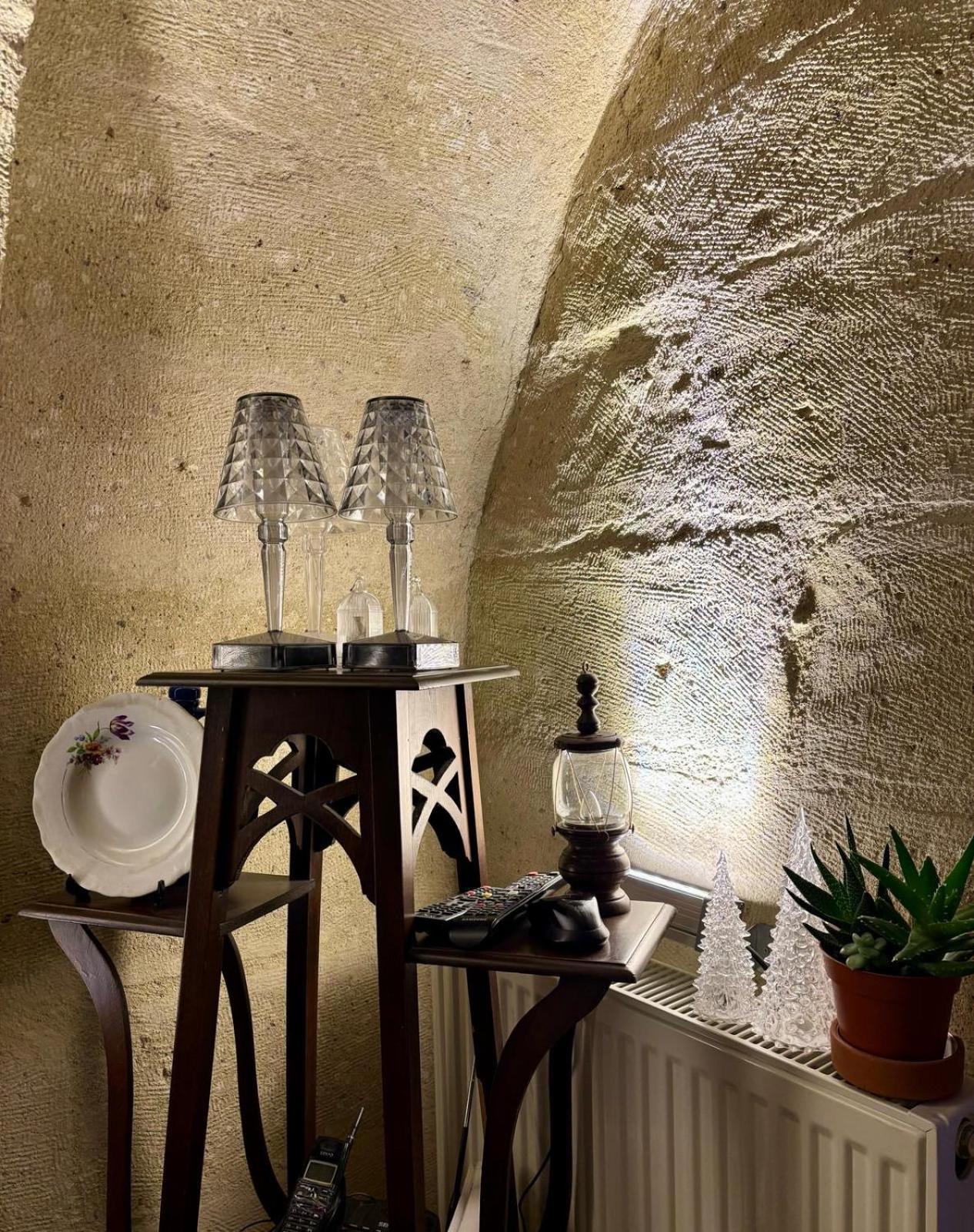 מלון Ortahisar Iris Cave Cappadocia מראה חיצוני תמונה